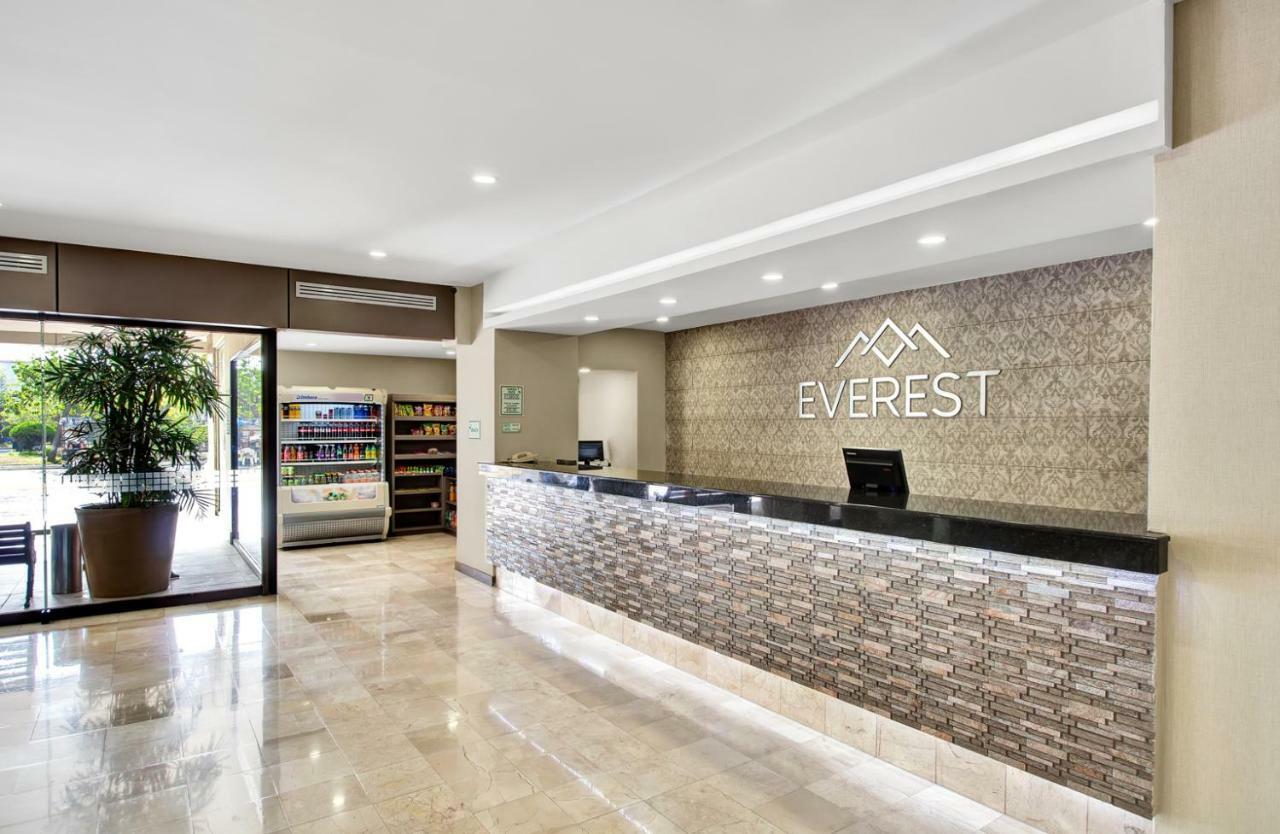 Everest Ciudad Victoria Exteriér fotografie